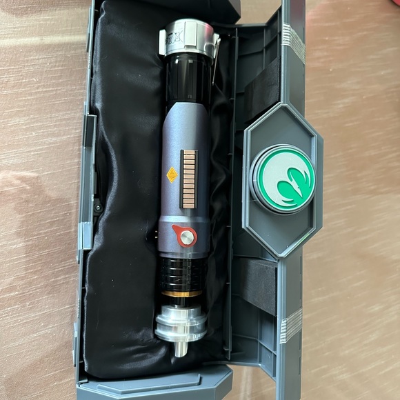 Ezra Bridger (Second Lightsaber) Legacy LIGHTSABER Hilt – Star Wars - Picture 6 of 9